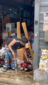 4 จังหวะ เครื่องพ่นยา ตั้งพื้น 100 บา ด้ามพ่น พ่นไกล 15 เมตร สตาทง 10 เมตร พ่นสูง 10 เมตร ใช้น้ำมันเบนซิน รุ่น 35-50