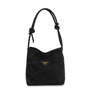 กระเป๋าสะพายข้างตัวใหม่สินค้าขายดีงานสวย