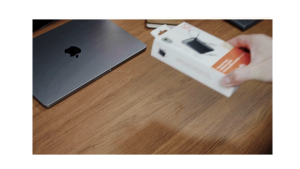 Pin Dự Phòng Mini Mcdodo MC-2550 10000mAh – Cáp Tích Hợp USB-C + L Màn Hình LED Sạc Nhanh 22.5W
