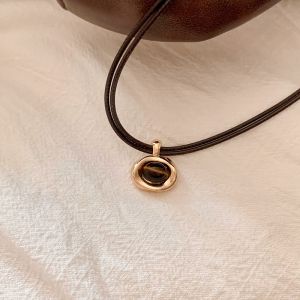 Elegant Double Layer Sun Necklace for Women Tiger Eye Stone Vintage Revere Sweater Chain Fashionable Lightweight Accessory