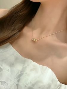 Kalung Titanium Wanita Spiral Terbaru: Aksesoris Anti Karat & Luntur