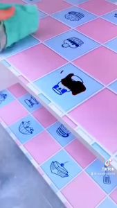 Giấy dán bếp cao cấp giấy dán tường bếp mặt bếp có sẵn keo tự dán dễ dàng