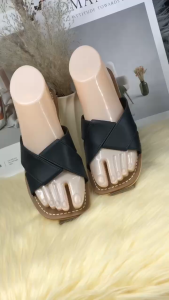 Casual Ladies Footwear In/outdoor slipper peep toe anti slip Flat sandals 1502