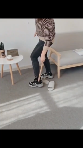 Cây Mang Giày Đón Gót Giày Gỗ Nhanh Chóng Có Dây Treo Tiện Lợi