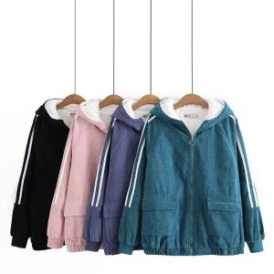 [ล้างสต๊อก] เสื้อกันหนาวบุใยฝ้ายมีฮู้ดขนแกะแถบขาวสองชั้นเสื้อผู้หญิงไซส์ใหญ่เสื้อกันหนาวบุใยฝ้ายกันหนาวหนาพิเศษ yf2044