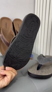 L รองเท้าเพื่อสุขภาพ รองเท้าแตะ แบบหูคีบ หูหนีบ deblu เดอบลู รุ่น BD M7805 สี ดำ แทน น้ำตาล size 39-44