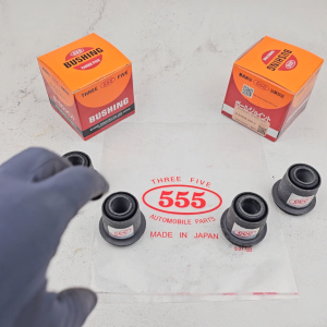 BUSHING UPPER ARM SAYAP ATAS ISUZU PHANTER 1SET 4PCS 555