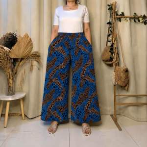 2XL TO 4XL LILIA LONG SQUARE PANTS WITH 2 SIDE POCKET