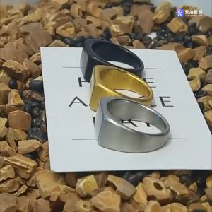 Cincin Pria Keren Model Kotak Persegi Panjang Mewah Elegan Aksesoris Titanium Antikarat