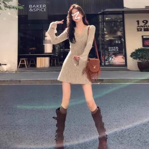 Early Autumn French High-End V-Neck Knitted Dress Womens Autumn Winter New Inner Wear Bodycon Skirt Long Sleeve High Waist