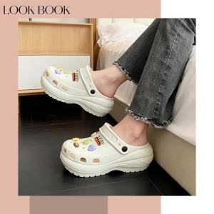 รองเท้าผู้หญิงส้นหนา ใส่สบาย ลายสัตว์เลี้ยงสุนัขสุดน่ารัก พร้อมดอกไม้ถอดได้ ออกแบบสไตล์ DIY เหมาะกับฤดูร้อนและกิจกรรมกลางแจ้ง