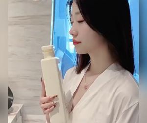 SANYEQUEEN 800ML Fragrance shower gel Refreshing and moisturizing Long-lasting perfume moisturizing body wash