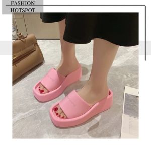 LKfashion สินค้างานดี🍬รองเท้าเสริมส้น รองเท้าแฟชั่น ผญ รองเท้าส้นตึก สูงเวอร์สำหรับสาวๆตัวเล็กที่ต้องการการเสริมส้น🍯 สีสวย ถูกใจ สบายน้ำหนักเบา