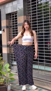 กางเกงอัดพลีทลายดอก กางเกงแฟชั่นเกาหลี สีสันสดใส ผ้านุ่ม มีน้ำหนัก ยืดเยอะ ใส่สบาย ราคาถูก พร้อมส่งในไทย มีสีให้เลือกหลากหลาย ส่งเร็ว ส่งเร็วส่งจริง K9183