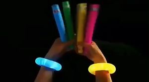 5/10/20pcs Glow Sticks Party Favors Light Up Pop Tube Glow In The Dark Party Supplies Connectors Pull Toys for Kids Birthday Party Gifts Prize Halloween Decoration