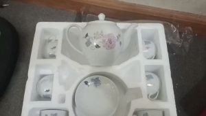Bộ Ấm Chén Bát Tràng Hoa Hồng Tím Dung Tích 400 ML Có Hộp Pha Trà Ngày Tết