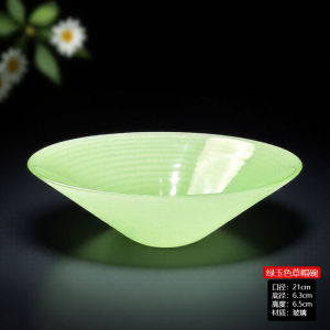 2025 New Green Glass Plate Fruit Tray Elegant Small Snack Plate Luxury Feelings High Aesthetic Value Internet Famous