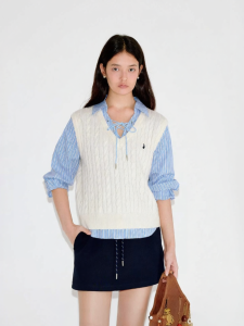 Fano | Áo Knit Dập Vai Thêu Cổ V Đa Màu