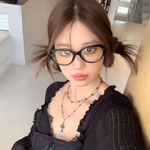 Korean Cats Eye Myopia Nearsighted Glasses & Anti-radiation Graded Glasses for Nearsighted Women