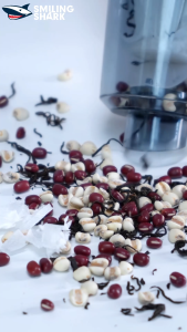 Mỉm cười cá mập Máy hút bụi mini di động trong xe chân không mạnh mẽ Cleaner Type-C đèn sạc thuận tiện có thể tháo rời làm sạch đặc biệt để làm sạch bụi xcq101