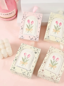 SG Specool®Tulip Embroidered Towel Gift Box Wedding Souvenir Small Gifts for Bridesmaids Children Gifts Opening Event Gift