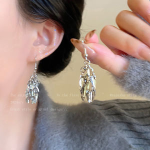 ต่างหูทรงธนูข้าวทองคำแบบใหม่ปี 2025 เครื่องประดับแฟชั่นสำหรับผู้หญิง เครื่องประดับหูสุดหรูหราและทันสมัย ดีไซน์เก๋ไก๋และไม่ซ้ำใคร