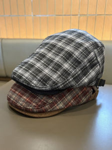 Retro Japanese Plaid Beret Hat Women Casual Autumn Winter Spring Face Slimming Artistic Short Brim Foldable Polyester Fiber