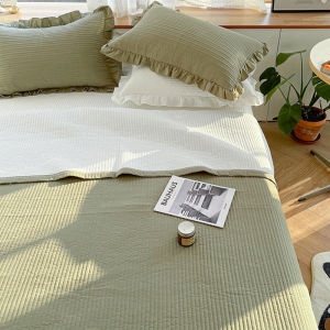 Kiss Dear | Anti-slip Quilted Washed Cotton Bedspread Single Piece
