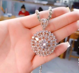 Dây Chuyền Nữ Vàng Trắng Đẹp (Mạ) Đá Moissanite - Lokalo - Mang Y Vàng Thậ.t - Dễ Phối Thời Trang - Hàng Xuất Khẩu - Bao Đổi Trả Trong 7 Ngày Nếu Sai Hình. 27522u180