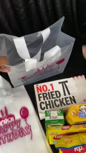 Goodie Bag 20x30 Plastik Ulang Tahun Anak isi 50 Kantong Snack Ultah Soft Handle