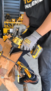 DEWALT สว่านไขควง สว่านไขควงกระแทกไร้สาย (Hydraulic) 20V Max. (18V) แรงบิด 56Nm. (มอเตอร์ไร้แปรงถ่าน) รุ่น DCF870N ++เฉพาะตัวเครื่อง ไม่รวมแบตเตอรี่++