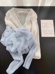 เสื้อคาร์ดิแกนแขนยาวผ้าไหมน้ำแข็งกันแดดสำหรับผู้หญิงในช่วงฤดูร้อน เสื้อคลุมไหล่บางๆ ใส่กับชุดเดรสสายเดี่ยว เสื้อคลุมโปร่งใส เสื้อคลุมแอร์ เสื้อคลุมแฟชั่น