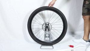 CO2 Inflator Kit Bike Pump Super Fast Tire Inflation Portable Bicycle Pump Aluminum Alloy Tire Tube High Pressure