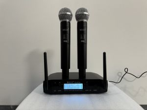 BEIJI GLXD4 UHF Wireless System  Dual Wireless Microphone Adjustable Microphone Frequency Volume