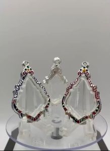 A กรอบพระ ตลับพระลงยา หยดน้ำ หรือทรงพระใกล้เคียง ขนาดวงใน 2.9*4.1 ซม. ขนาดที่ใส่สวย 2.4*3.3 ซม. หรือขนาดพระใกล้เคียง