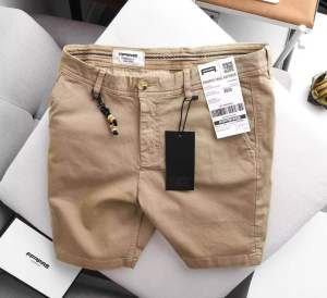 CELANA JEANS PENDEK - CELANA PENDEK RIPPED SOBEK PRIA - CELANA JEANS PENDEK COWOK LAKI LAKI SIMPLE MURAH