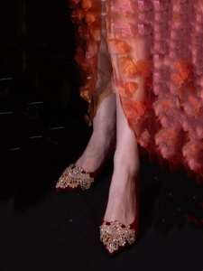 2024 ใหม่ เรียบหรู น้ําเพชรรองเท้าแต่งงานรองเท้าส้นสูงส้นดีดื่ม เดรส ใช้สองทางเจ้าสาว ชุดราตรี สำหรับงานกลางคืน ปาร์ตี้ ผู้หญิง รองเท้า