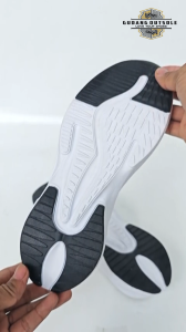 Outsole Sepatu Running Bahan Phylon Berkualitas - Tapak Sepatu & Perawatan Sepatu Universal