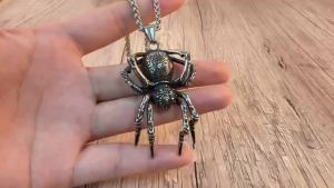 New Gothic 316L Stainless Steel Spider Pendant Necklace For Men Fashion Unique Punk Animal Necklaces Biker Jewelry Dropshipping