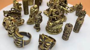 ＜1125＞ 2024 Patung Dewa Ukiran Tahun Naga Guan Gong Tuhan Kaya Patung Gangsa Patung Buddha Gangsa Tulen Alat Letak Barang Rumah Bandar Barangan Keaan Penghantaran Bagi Pihak Satu Helai