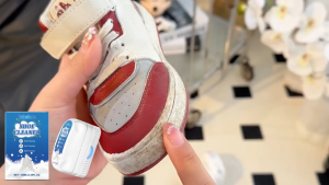 Jakehoe น้ำยาทําความสะอาดรองเท้า Shoes Cleanser ขจัดคราบ ใช้ได้รองเท้าผ้าใบ ทำความสะอาดพื้นผิวรองเท้า โฟมทำความสะอาดรองเท้าผ้าใบ ทำความสะอาดและฟอกให้ขาวได้ในครั้งเดียว ทำความสะอาดรองเท้าสีขาว การดูแลรองเท้า