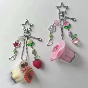 Fashion Japanese Pudding Keychain Pink Yellow Egg Flan Charm Y2K Heisei Retro Aesthetic Beaded Bag Pendant Decor Accessories