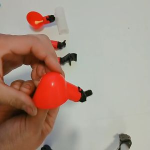 Máng Uống Tự Động Cho Gà-Vịt-Ngan Dạng Cốc-HASUE