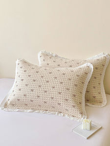 ปลอกหมอนปักลายผ้าก๊อซแท้ ผ้าฝ้าย ชั้น แบบฝรั่งเศส ขอบ ลูกไม้ ด้าน ป้องกันฝุ่น สำหรับเตียงเดี่ยว ขนาด 5275 ซม 1 คู่ อุปกรณ์เครื่องนอน