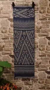 135.ผ้าฝ้าย ผ้าทอทั้งผืน ลายมัดหมี่ฝ้ายคราม สีน้ำเงิน