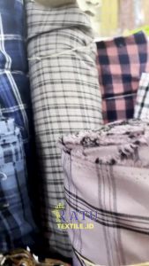 Kain Kotak-Kotak Tartan & Bahan Blazer Semiwool