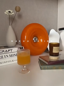 โคมไฟตั้งโต๊ะ โคมไฟติดผนัง างเตียงโคมไฟ โคมไฟข้ ไฟ LED ทรงโดนัท สําหรับตกแต่งห้องนอน