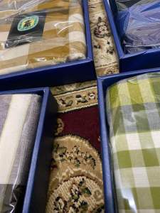 kain pelikat multi color Gajah duduk