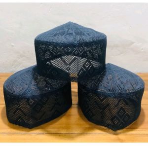 songkok peci hitam ukuran anak dan dewasa / kopiah hitam polos bludru termurah