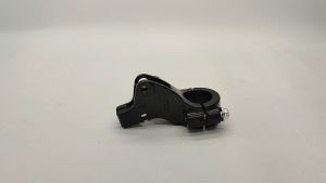 Dudukan Handel Rem Spin (PSP) Kiri Hitam Pangkon Rumah Spion Bagian Kiri Matic Suzuki Spin 125 2006